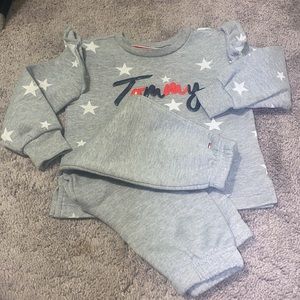 TOMMY HILFIGER GIRLS SWEAT SUIT SZ3T